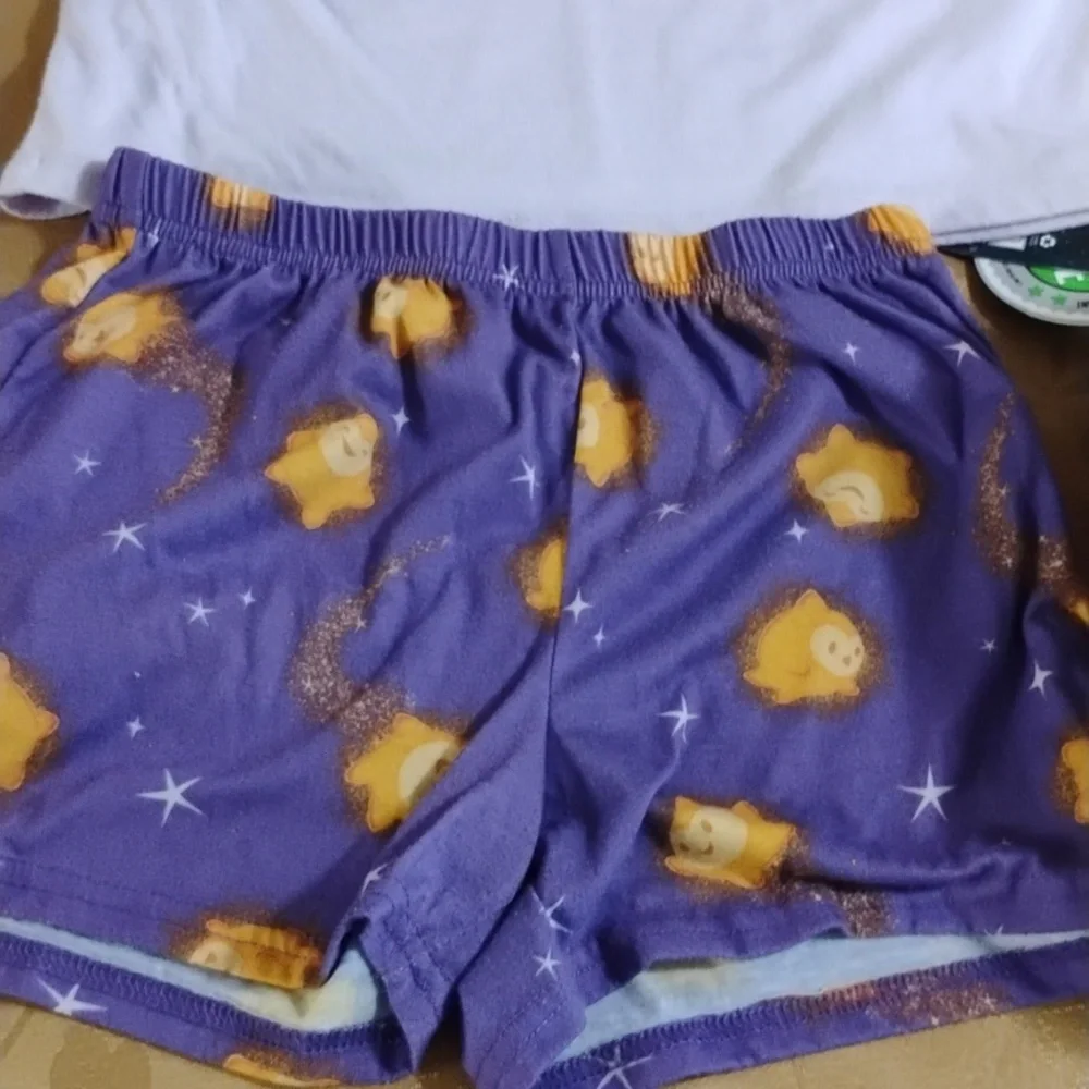 Disney Make A Wish Pajama Set - Yellow and Purple With A Lunch Box - Picture 4 of 7